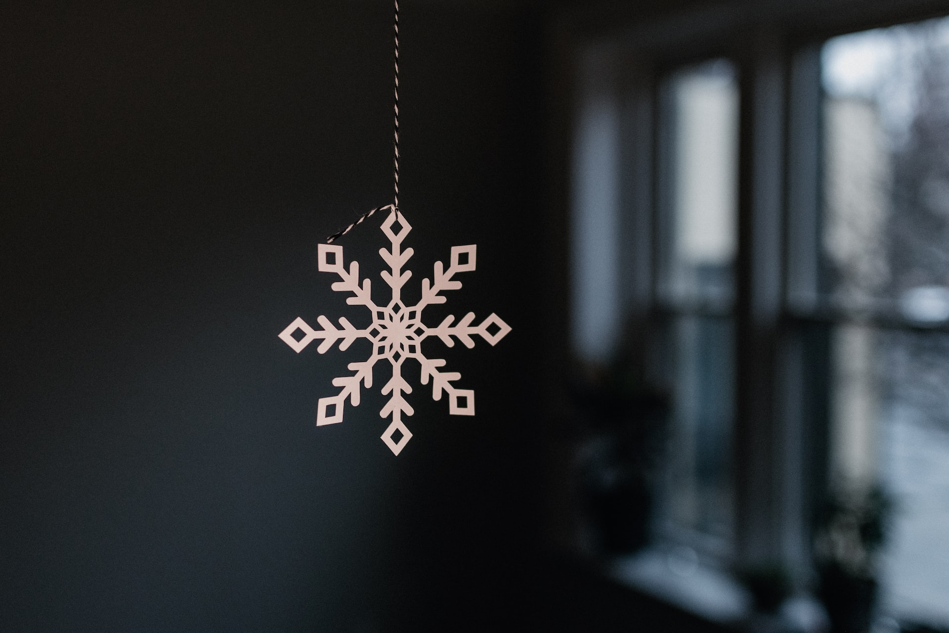 Read more about the article “Mastering Snowflake: Top 10 SQL Commands for Efficient Data Management”
