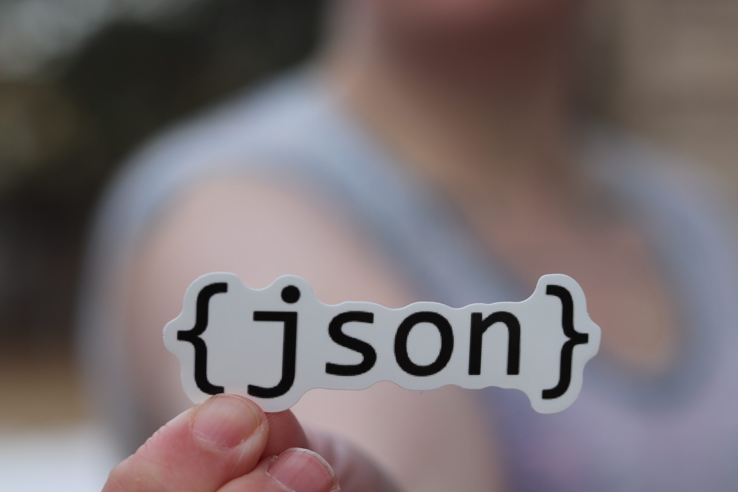 Read more about the article Complete Guide to JSON Data Parsing in Snowflake: Examples Included